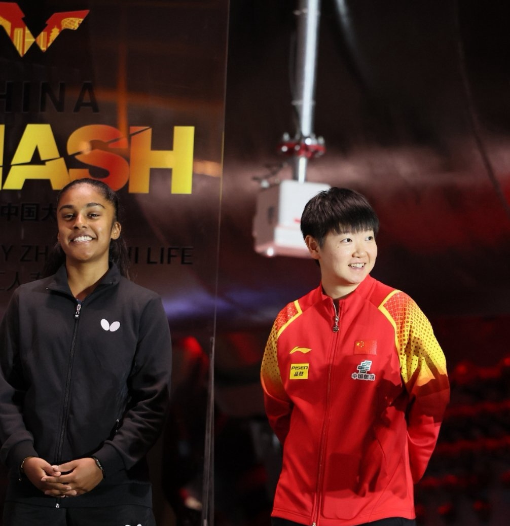 爱游戏体育-莎拉波娃在巴塞罗那比赛中领先优势明显，险胜引发热议！