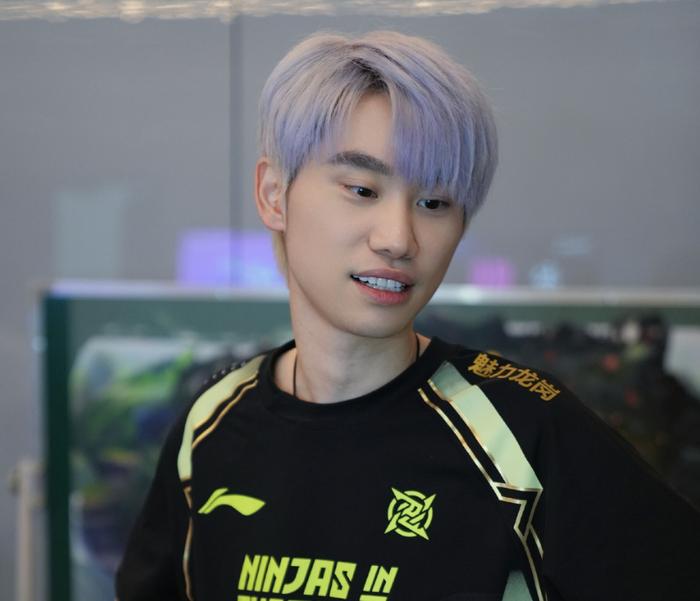 爱游戏体育- doinb去哪个战队了 