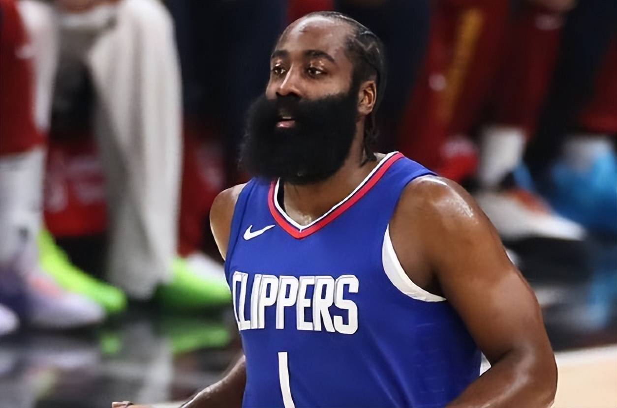 哈登迎来十赛季高光表现,德国队球迷沸腾!的简单介绍 哈登迎来十赛季高光表现,德国队球迷沸腾!的简单介绍